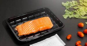 Opakowania gastronomiczne a świeżość żywności. Jakie rozwiązania najlepiej sprawdzają się w transporcie i przechowywaniu? opakowania gastronomiczne