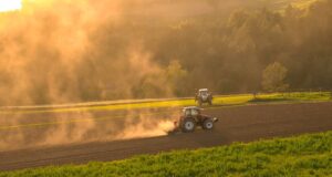 Nowoczesne ciągniki rolnicze MTZ BELARUS – funkcjonalność i niezawodność ciagniki-mtz-belarus
